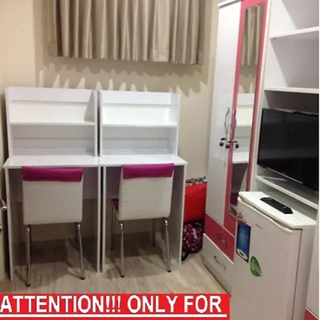 !females Only! Bakirkoey Elit Kiz Yurdu فندق *